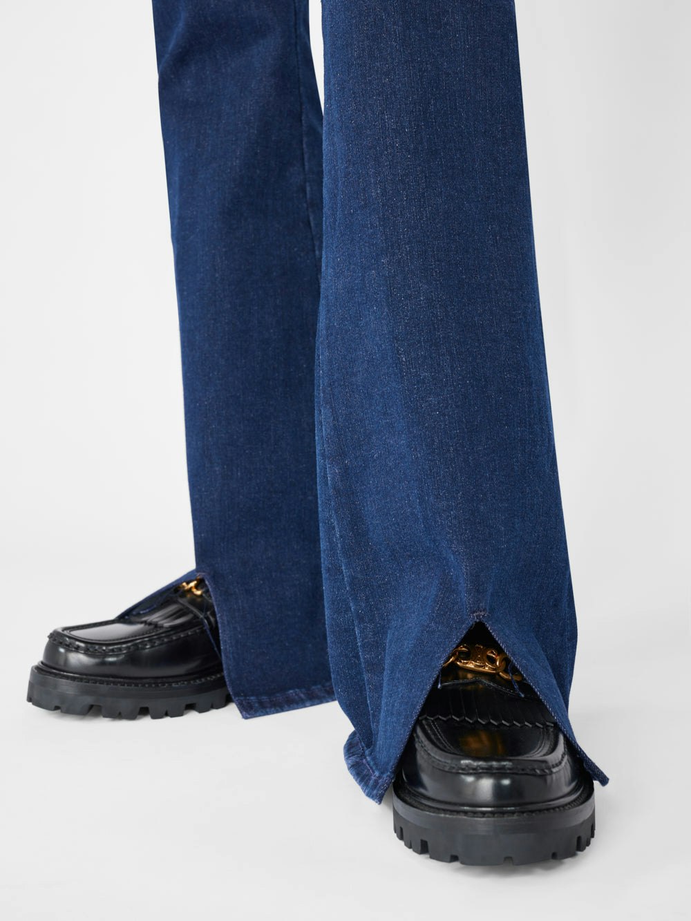 jeans hem detail view